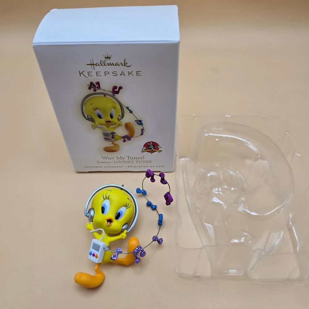 Hallmark Keepsake 2009 Wuv My Tunes! Tweety Looney Tunes Christmas Ornament